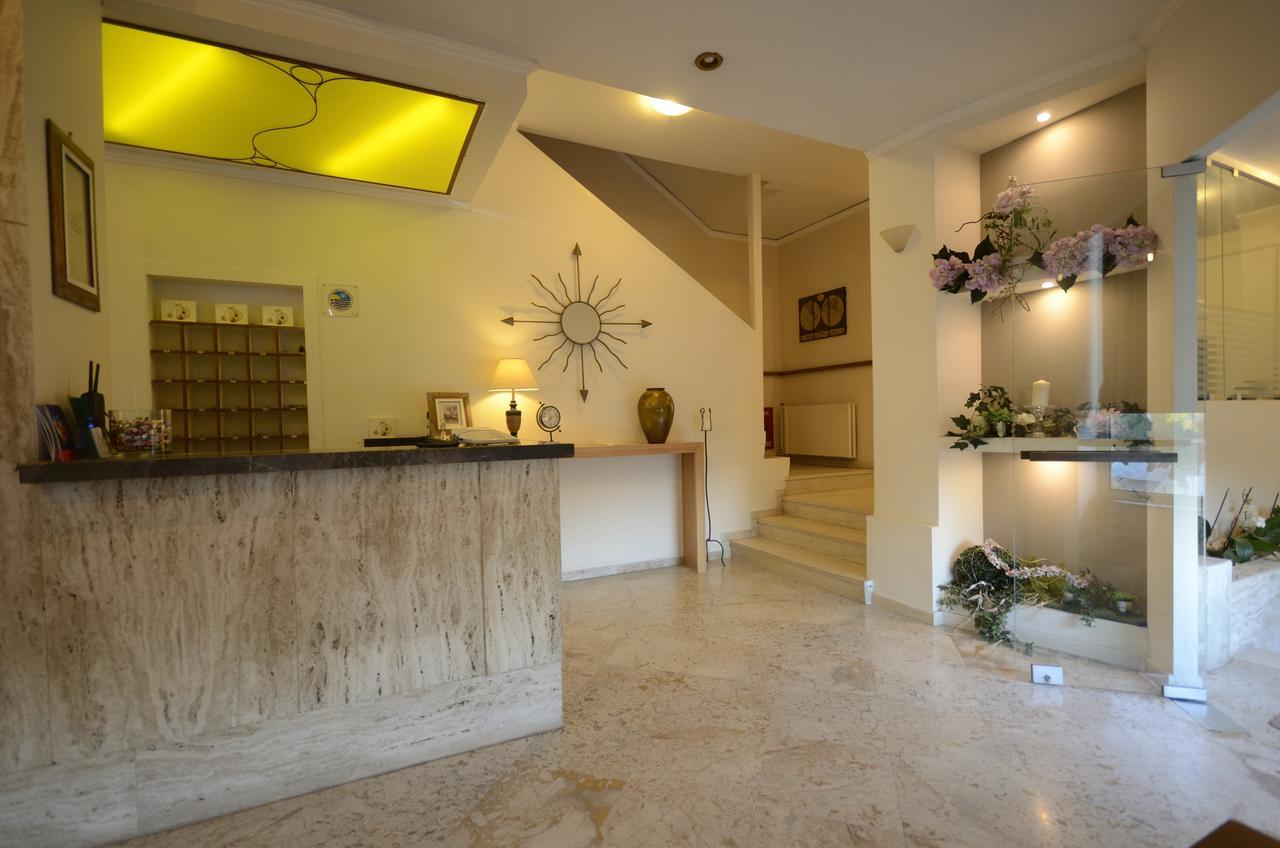 Messini Hotel Екстер'єр фото